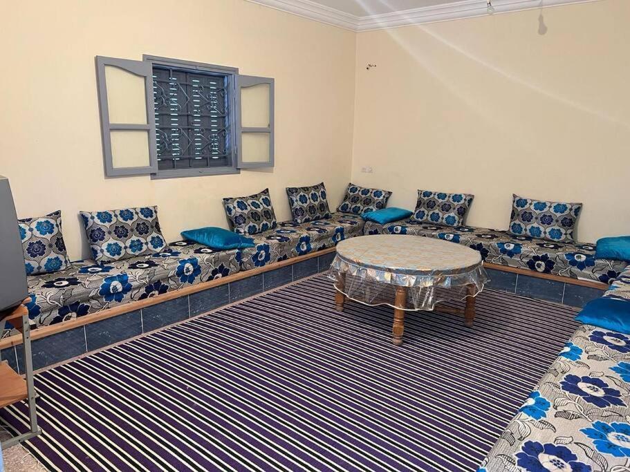 Beachside Bliss: Cozy Surf Villa Mirleft Dış mekan fotoğraf